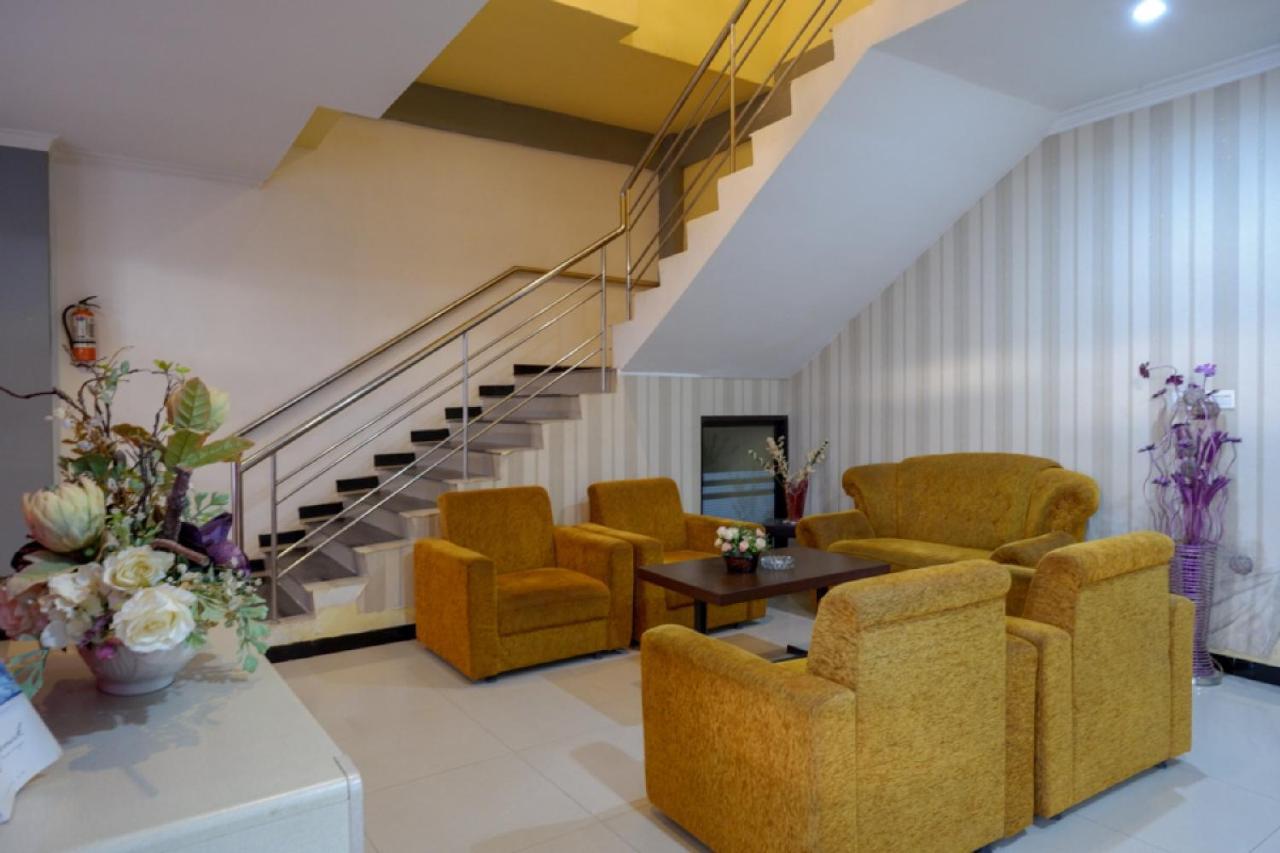 Reddoorz Near Citraland Waterpark Kendari Hotel Lepoleop Luaran gambar