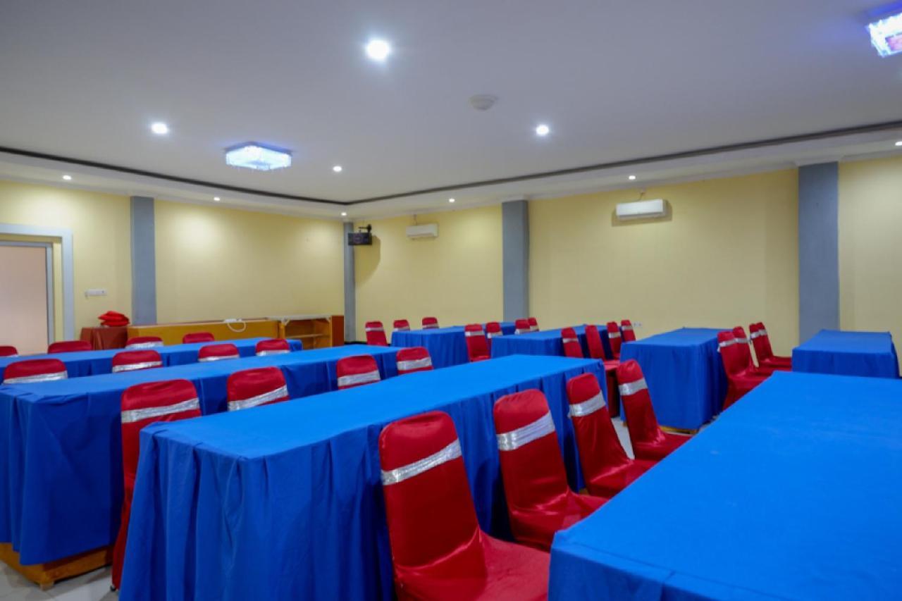 Reddoorz Near Citraland Waterpark Kendari Hotel Lepoleop Luaran gambar